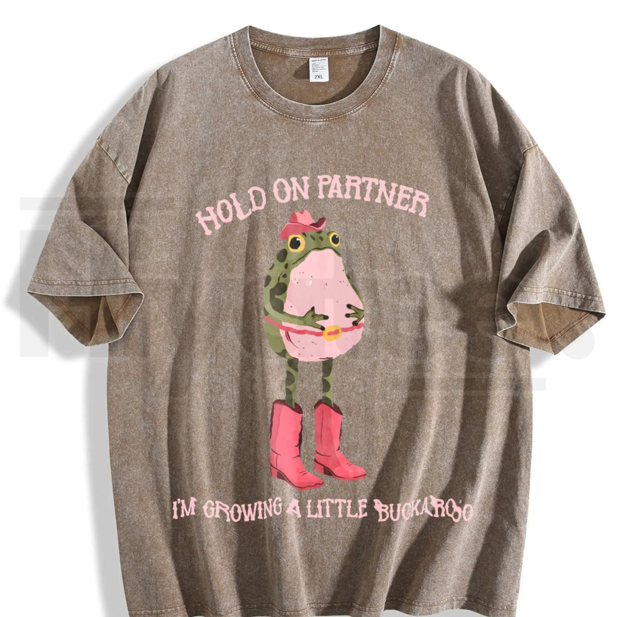Hold On Partner I'm Growing A Little Buckaroo Vintage Washed T-Shirt – Retro Cowboy Frog Graphic Tee