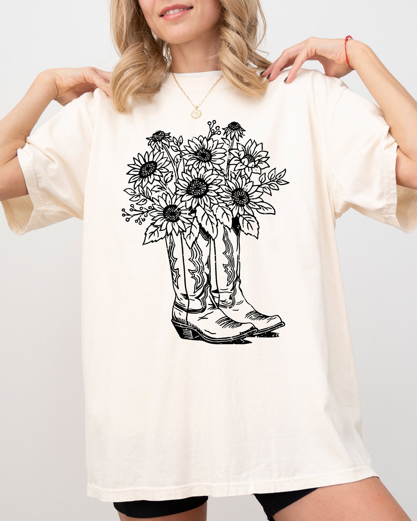 Cowboy Boots and Flowers Retro Comfort Colors Tee – Western