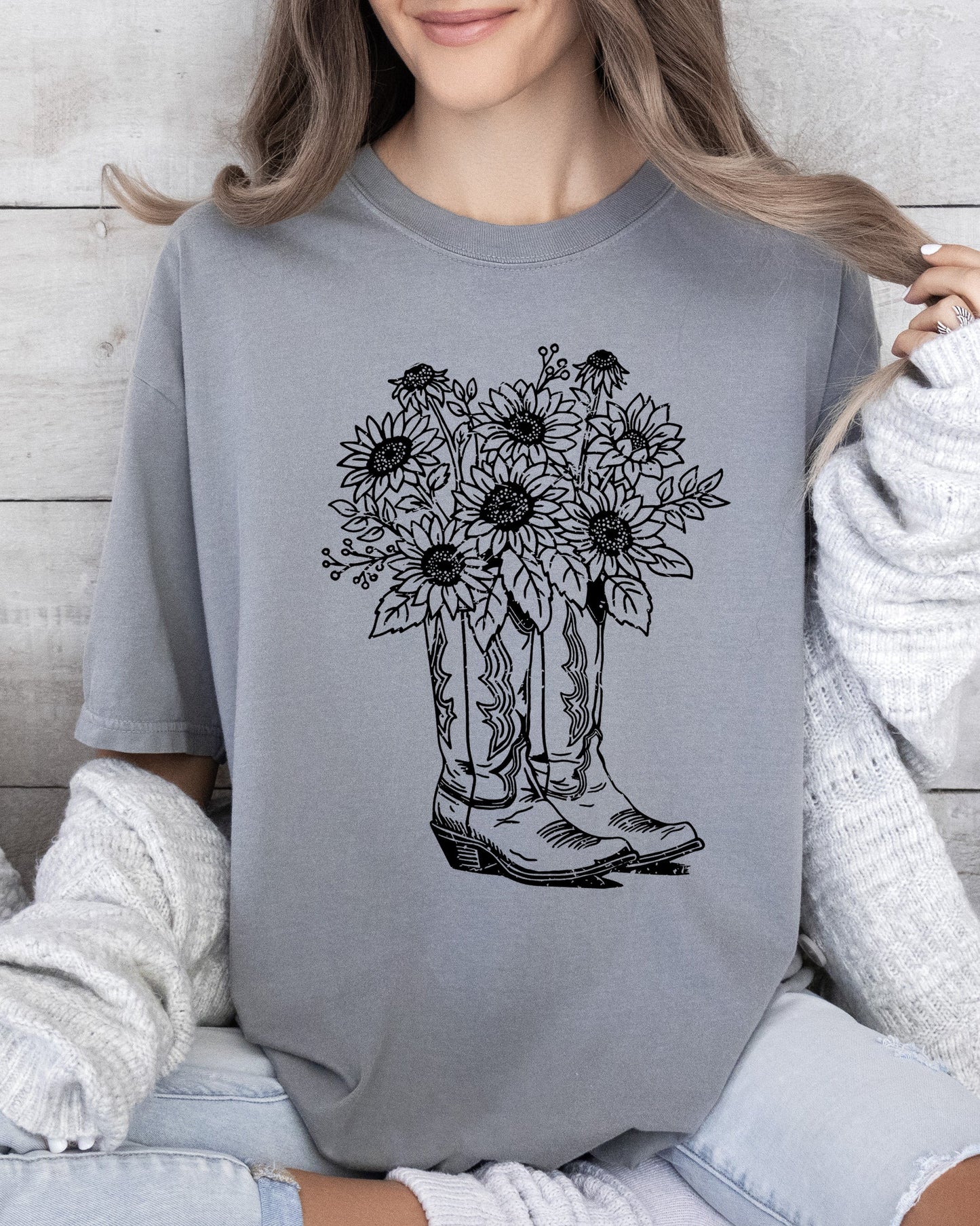 Cowboy Boots and Flowers Retro Comfort Colors Tee – Western
