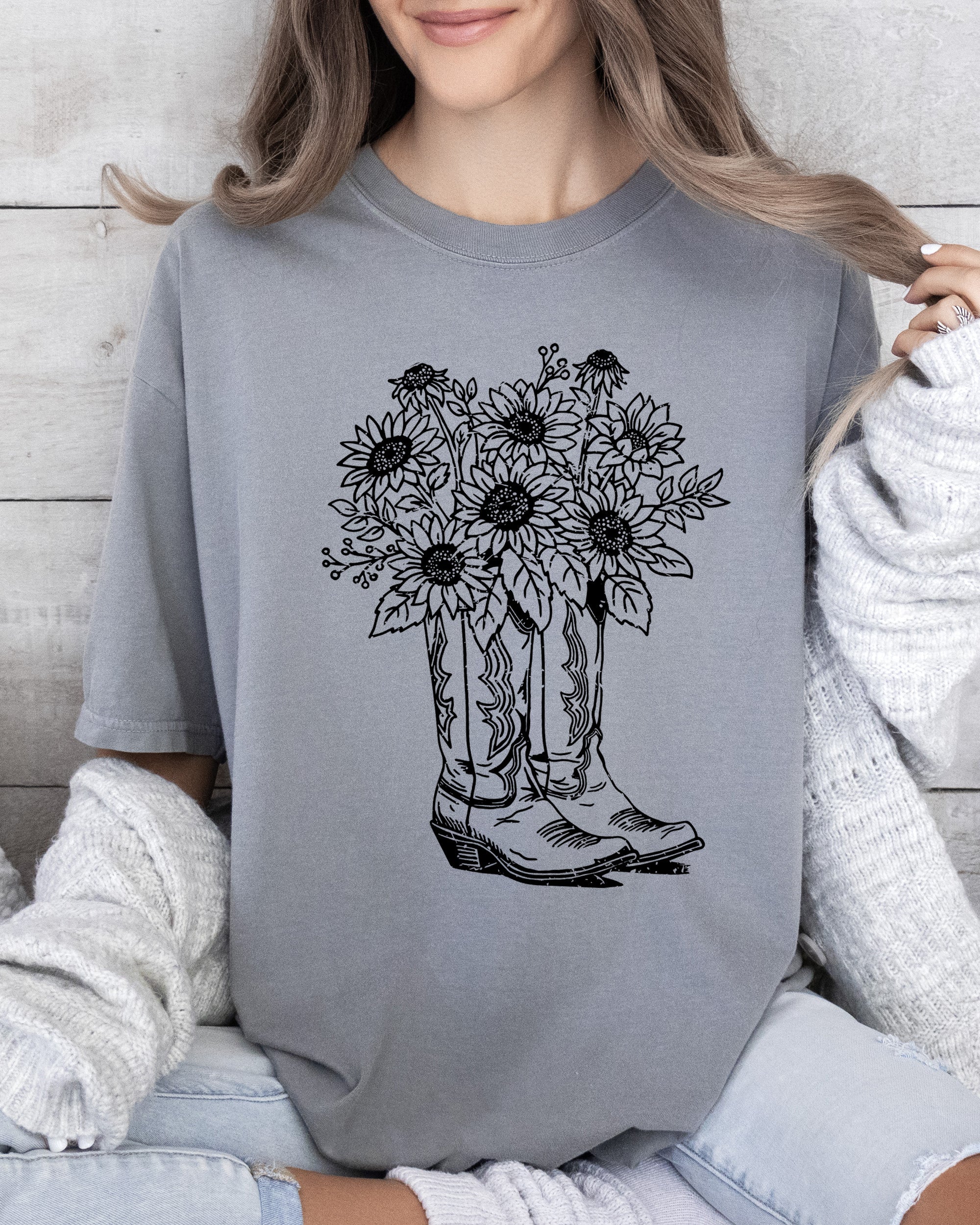 Cowboy Boots and Flowers Retro Comfort Colors Tee – Western