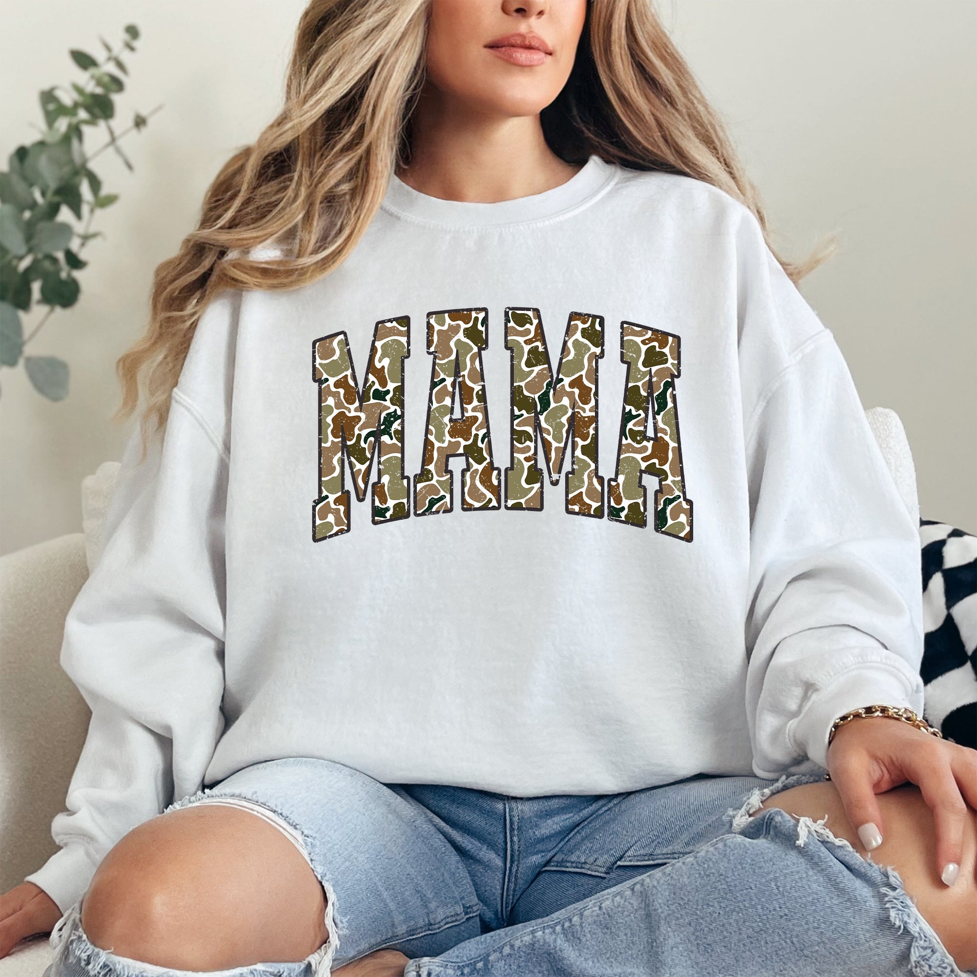 Mama Camo Hunting Retro Sweatshirt – Mother's Day Gift